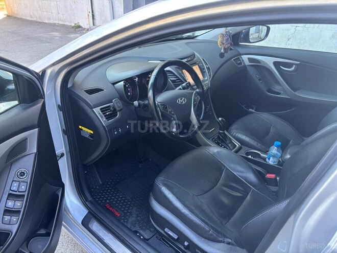 Hyundai Elantra 2015, 241,402 km - 1.8 l - Xırdalan