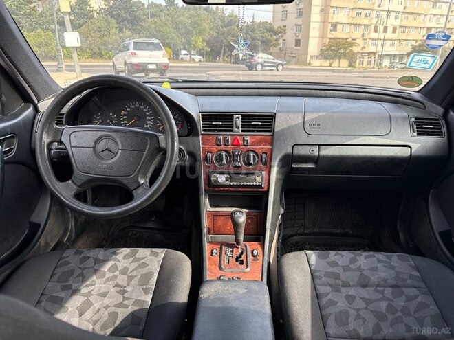 Mercedes C 180 1999, 234,000 km - 1.8 l - Bakı