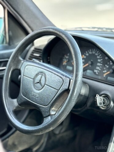 Mercedes C 180 1999, 234,000 km - 1.8 l - Bakı