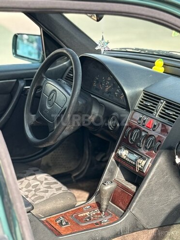Mercedes C 180 1999, 234,000 km - 1.8 l - Bakı
