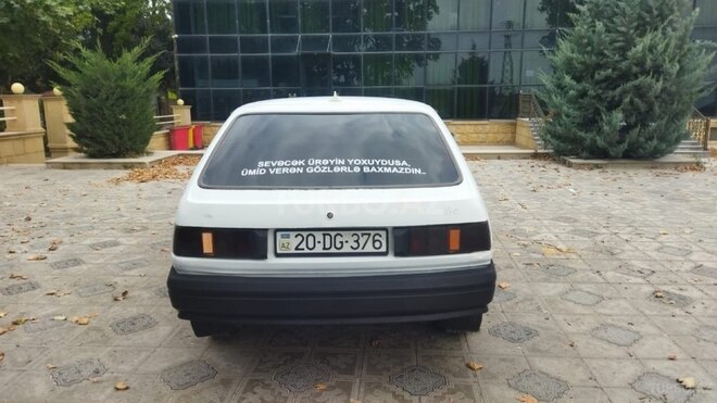 IJ 2126 Oda 2003, 147,542 km - 1.6 l - Qazax