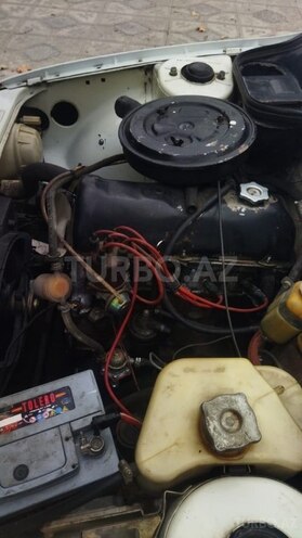 IJ 2126 Oda 2003, 147,542 km - 1.6 l - Qazax