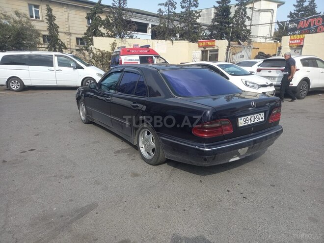 Mercedes E 270 1999, 321,741 km - 2.7 л - Bakı