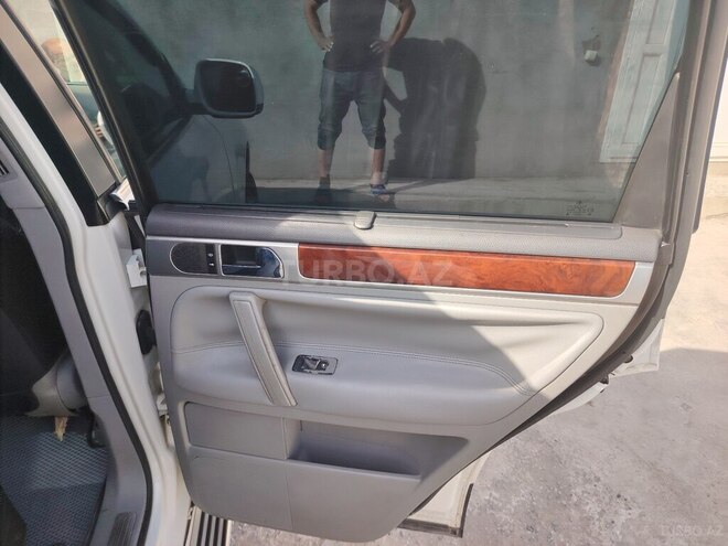 Volkswagen Touareg 2005, 300,000 km - 3.2 l - Cəlilabad