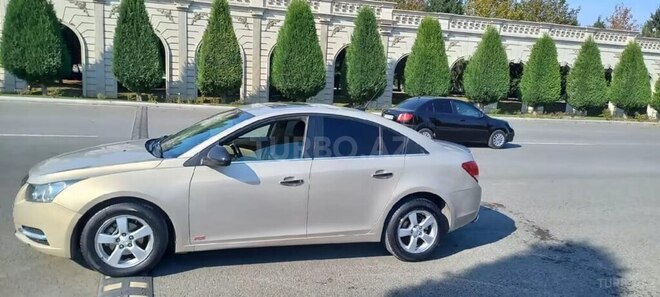 Chevrolet Cruze 2011, 380,000 km - 1.4 l - Gəncə