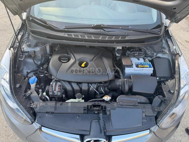 Hyundai Elantra 2014, 140,000 km - 1.8 l - Bakı