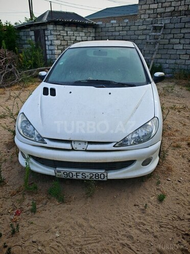 Peugeot 206 2004, 220,000 km - 1.4 l - Babək