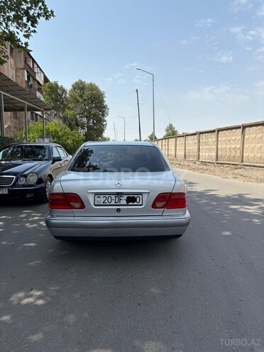 Mercedes E 240 1996, 265,000 km - 2.4 l - Gəncə