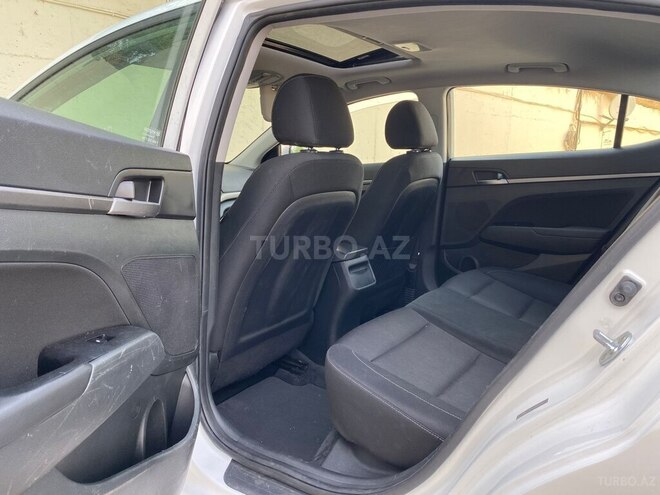 Hyundai Elantra 2018, 149,872 km - 2.0 l - Bakı