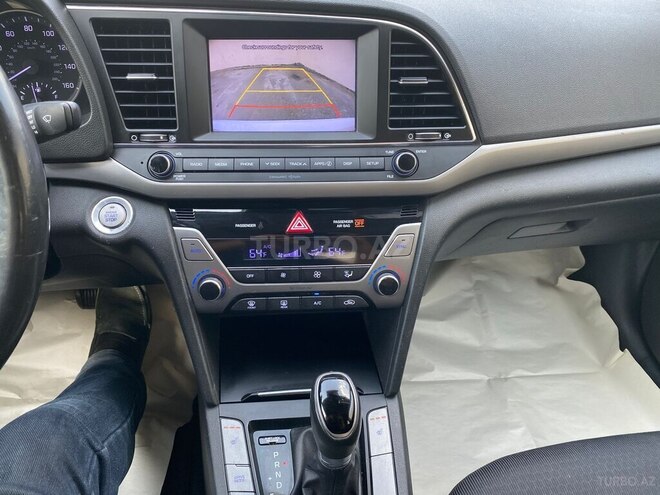 Hyundai Elantra 2018, 149,872 km - 2.0 l - Bakı