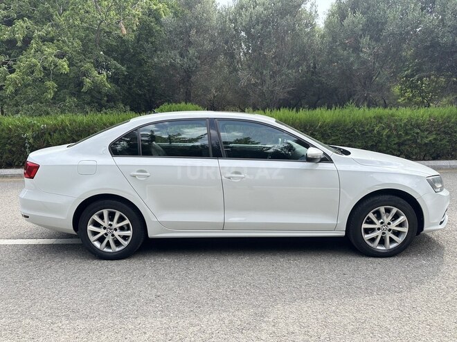 Volkswagen Jetta 2015, 226,000 km - 2.0 l - Bakı