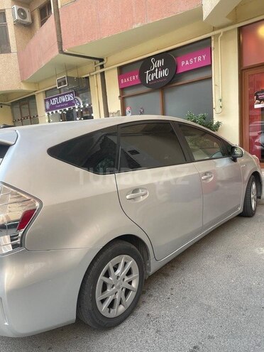 Toyota Prius V 2014, 327,131 km - 1.8 l - Bakı