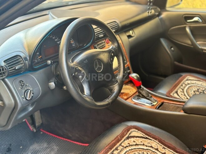 Mercedes C 240 2002, 254,175 km - 2.4 l - Bakı