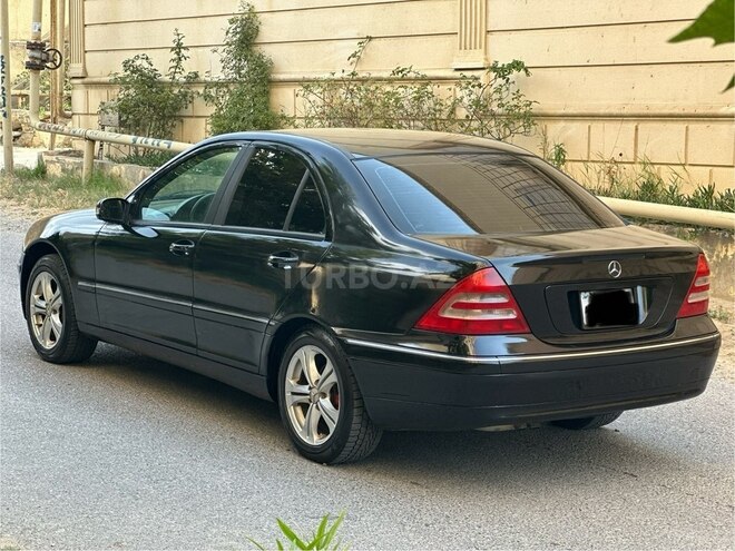 Mercedes C 240 2002, 254,175 km - 2.4 l - Bakı