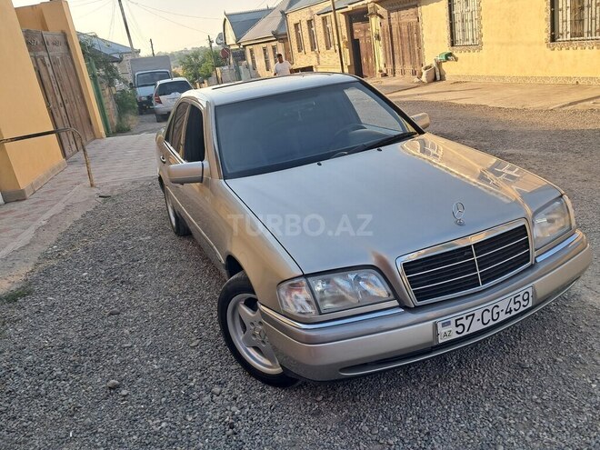 Mercedes C 180 1995, 382,000 km - 1.8 l - Qazax