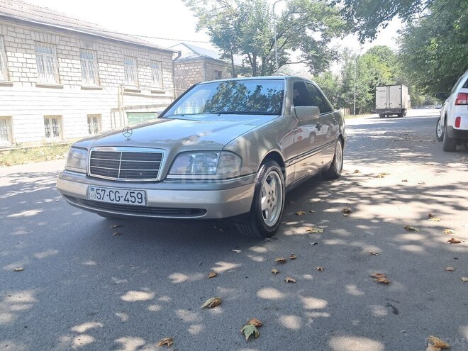 Mercedes C 180 1995, 382,000 km - 1.8 l - Qazax