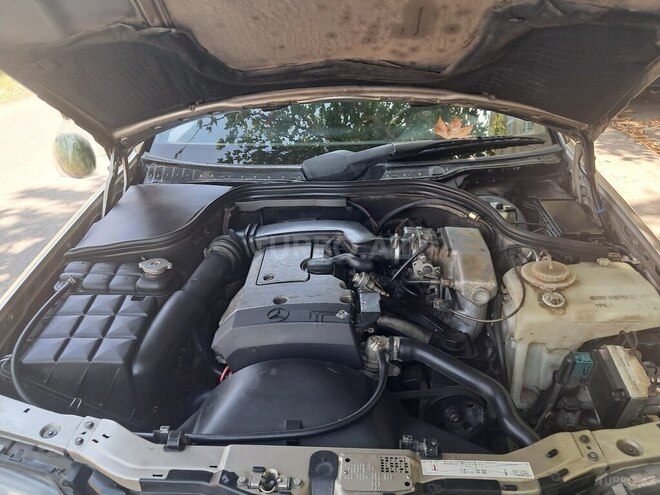 Mercedes C 180 1995, 382,000 km - 1.8 l - Qazax