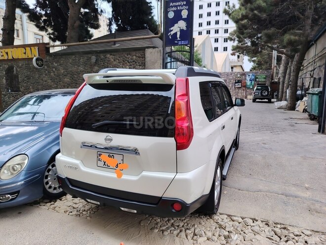 Nissan X-Trail 2010, 160,000 km - 2.5 л - Bakı