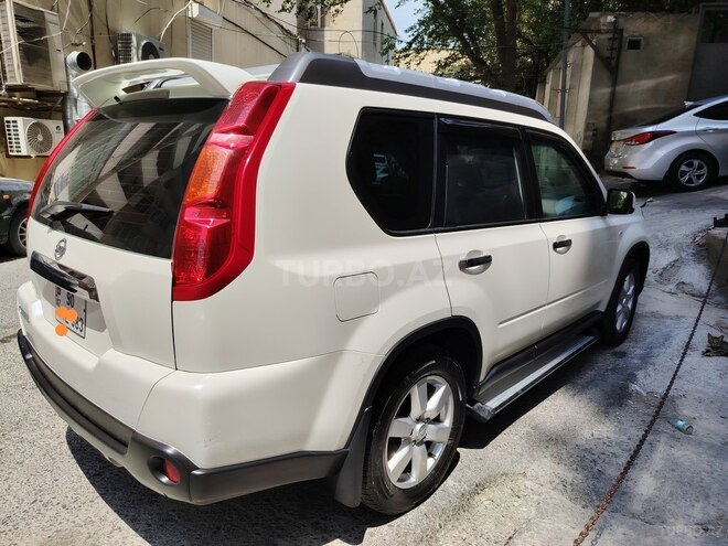 Nissan X-Trail 2010, 160,000 km - 2.5 л - Bakı