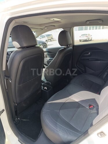Kia Rio 2015, 130,000 km - 1.4 l - Bakı
