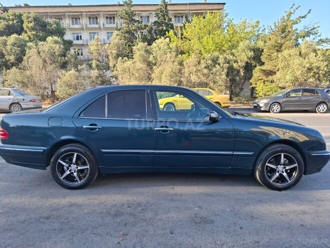 Mercedes C 220 d 2000, 273,779 km - 2.2 l - Bakı