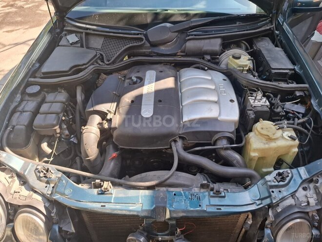 Mercedes C 220 d 2000, 273,779 km - 2.2 l - Bakı