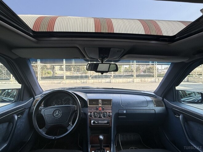 Mercedes C 180 1995, 328,642 km - 1.8 l - Bakı