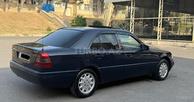 Mercedes C 180 1995, 328,642 km - 1.8 l - Bakı