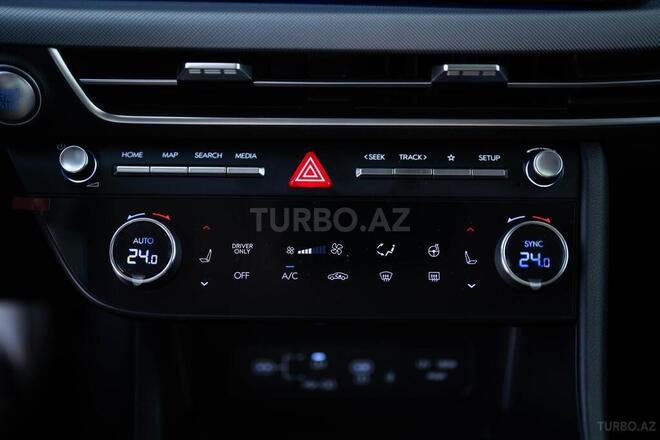Hyundai Sonata 2024, 15,000 km - 2.0 л - Bakı