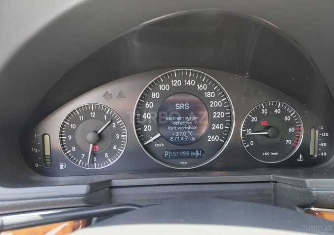 Mercedes E 240 2002, 151,959 km - 2.6 l - Bakı