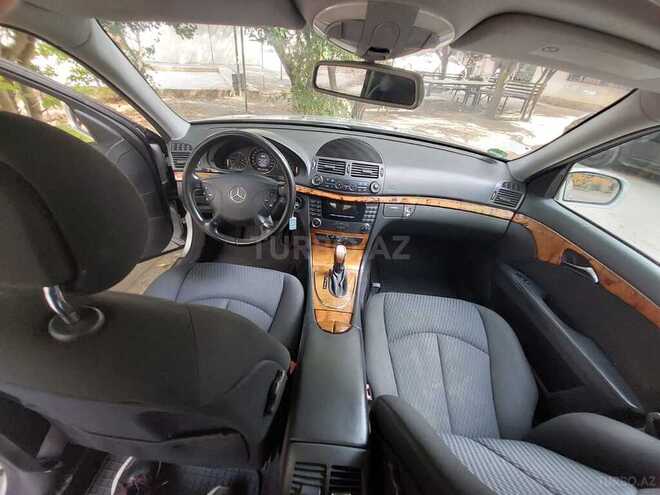 Mercedes E 240 2002, 151,959 km - 2.6 l - Bakı
