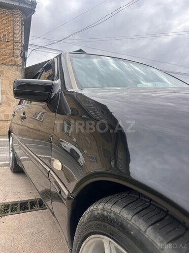 Mercedes C 230 1998, 168,673 km - 2.3 l - Qazax