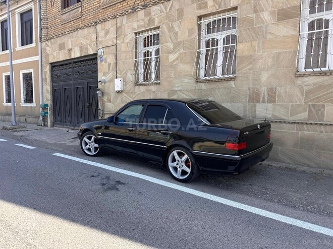 Mercedes C 230 1998, 168,673 km - 2.3 l - Qazax