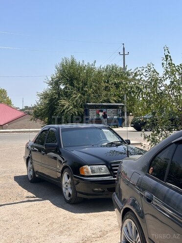 Mercedes C 230 1998, 168,673 km - 2.3 l - Qazax