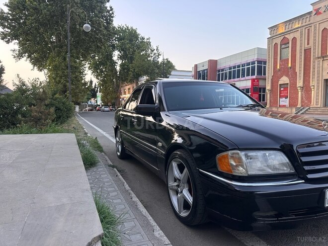 Mercedes C 230 1998, 168,673 km - 2.3 l - Qazax