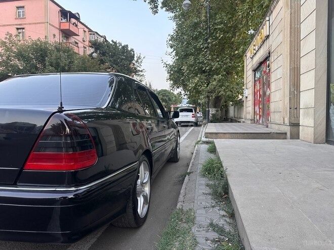 Mercedes C 230 1998, 168,673 km - 2.3 l - Qazax