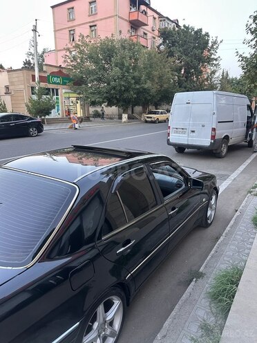 Mercedes C 230 1998, 168,673 km - 2.3 l - Qazax