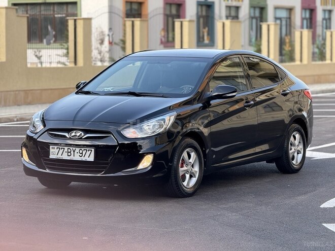 Hyundai Accent 2013, 141,829 km - 1.4 l - Sumqayıt