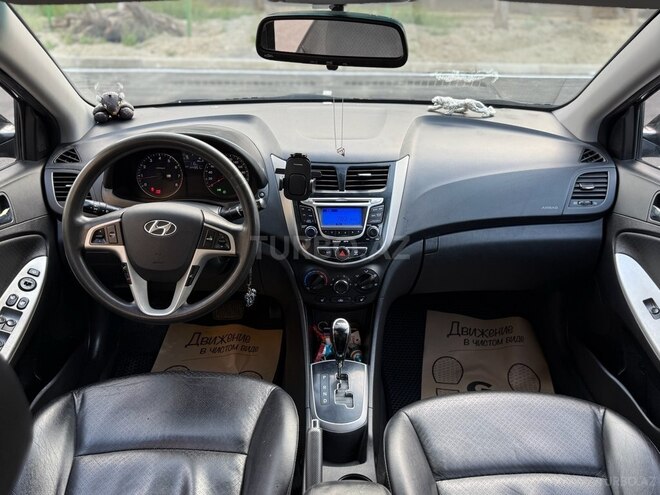 Hyundai Accent 2013, 141,829 km - 1.4 l - Sumqayıt