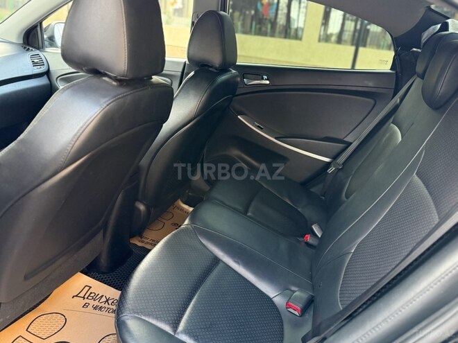 Hyundai Accent 2013, 141,829 km - 1.4 l - Sumqayıt
