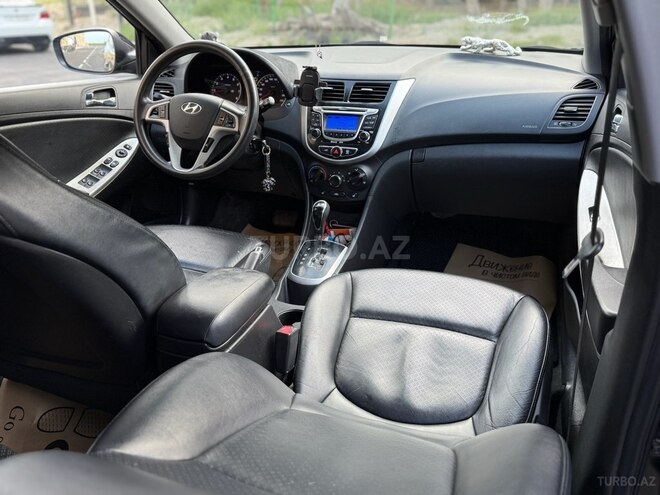 Hyundai Accent 2013, 141,829 km - 1.4 l - Sumqayıt