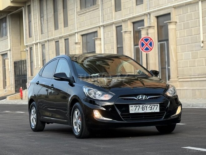 Hyundai Accent 2013, 141,829 km - 1.4 l - Sumqayıt