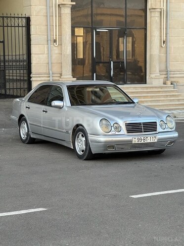 Mercedes E 240 1998, 350,000 km - 2.4 l - Bakı