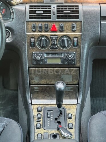 Mercedes E 240 1998, 350,000 km - 2.4 l - Bakı