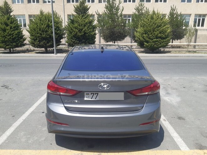 Hyundai Elantra 2018, 112,500 km - 2.0 l - Bakı
