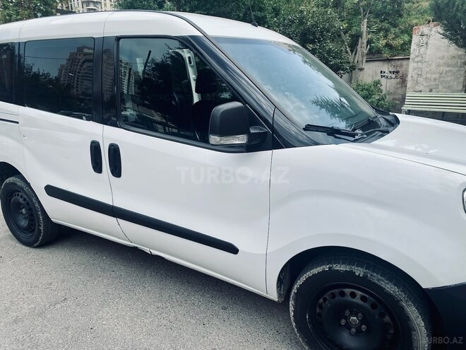 Fiat Doblo 2016, 260,000 km - 1.4 l - Bakı