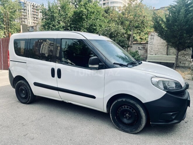 Fiat Doblo 2016, 260,000 km - 1.4 l - Bakı