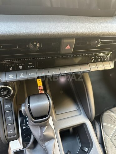 Toyota Land Cruiser Prado 2024, 7,000 km - 2.8 l - Bakı