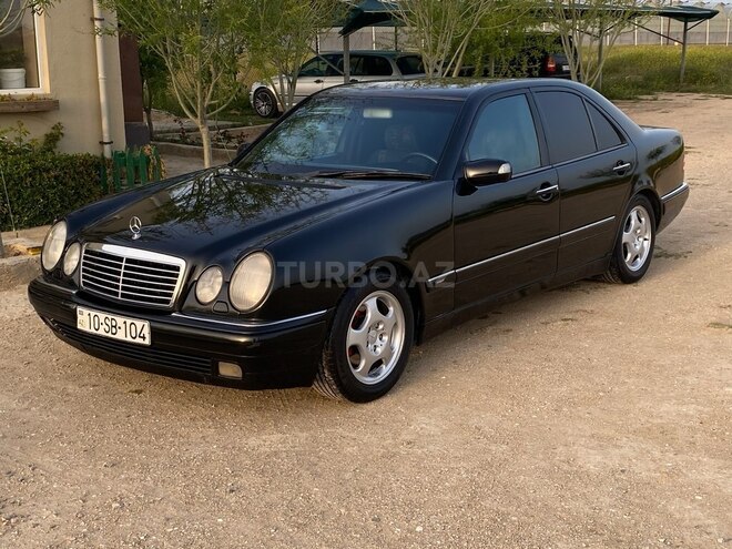 Mercedes E 240 1998, 300,000 km - 2.4 l - Bakı