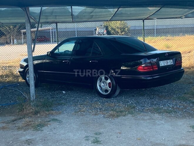 Mercedes E 240 1998, 300,000 km - 2.4 l - Bakı
